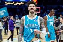 ホーネッツがついに借金完済！16勝28敗→15勝３敗の大逆襲で10年ぶりのプレーオフ進出も視野に＜DUNKSHOOT＞