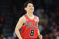 【NBA】河村勇輝が４アシスト＆好守と躍動！控えガードとして存在感を放ち敵地での勝利に貢献＜DUNKSHOOT＞