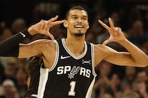 総数・アベレージは３年連続リーグ１位！ブロックショットを楽しむウェンバンヤマ「誰かの１日を台無しにするような気分」＜DUNKSHOOT＞