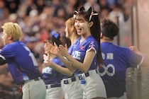 台湾チアのボルテージ最高潮！ 初回スモールベースボールで２点先取、２回は満塁ホームラン！ “完全ホーム”の東京Dは満員【WBC】