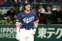 「最後の場面しか覚えていない」日韓戦の一大チャンスで見逃し三振…キム・ヘソンは悔しさで唇を噛んだ「判断ミス。もっと“落ちる”と思った」【WBC】