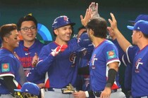 「１番乗りおめでと～」侍ジャパンが決勝T進出！ 台湾の韓国戦勝利で確定、第１回大会からの連続１次R突破に「準々決勝も熱い試合が期待できそう」【WBC】