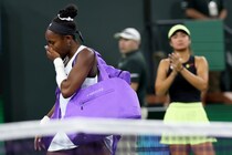 世界４位ガウフが左腕負傷でBNPパリバOP３回戦を途中棄権。「これまで感じたことのない強い痛み」と試合後に報告＜SMASH＞
