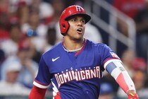 主砲ソトの“先制２ラン”にドミニカファン大熱狂！ MLB関係者も驚愕「球場が揺れるような大歓声で、鳥肌が立った」【WBC】