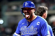 「ついに目覚めた」イタリア主将がライトへ衝撃３発！ プールB１位イタリア、２位アメリカが決定　準々決勝で強豪プエルトリコと対戦【WBC】