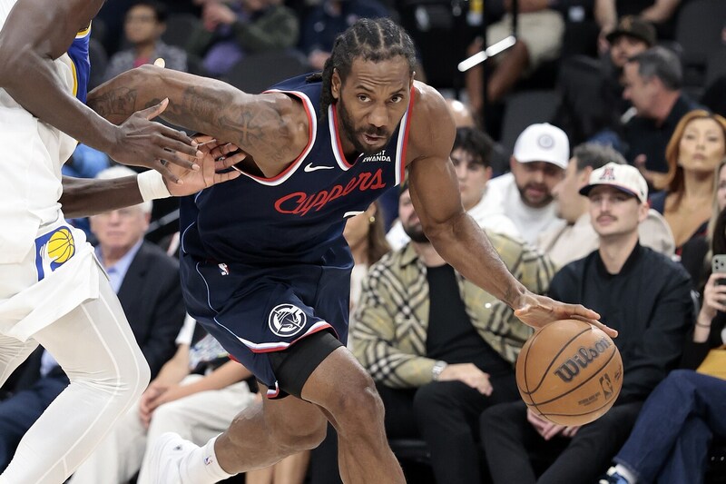 クリッパーズがNBA史上初の快挙！“借金15から勝ち越し達成”もルーHCは「まだ終わってない」＜DUNKSHOOT＞