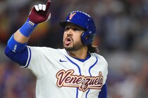 侍ジャパンと対戦するベネズエラ代表、通算325発ベテラン選手のスタメン起用を母国レジェンド熱望「ベンチに座らせておくな」【WBC】