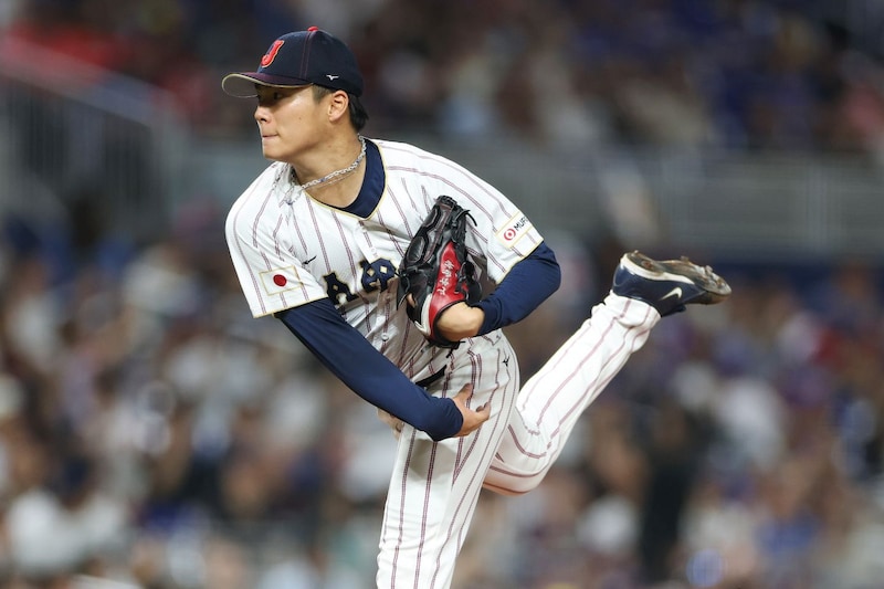 山本由伸、4回4安打5奪三振2失点の粘投 3回の大ピンチは連続三振で脱し、5回から左腕・隅田知一郎へ【WBC】