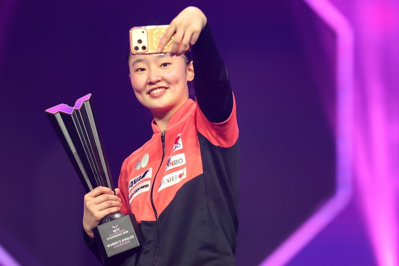 “史上最年少初優勝”の17歳・張本美和に中国メディアが最大警戒！「進化する巨大なライバル」「競争力をさらに高めそうだ」【卓球】