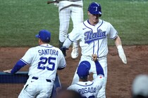 イタリアがベネズエラに先制！ 押し出し四球など２回に２点を奪取　先発ノラは３回まで無失点投球【WBC準決勝】