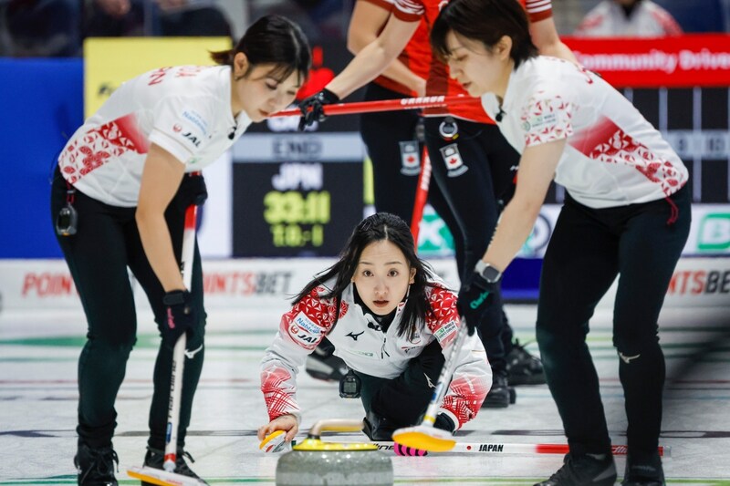女子日本代表ロコ・ソラーレに珍事　準決勝負けを認めて握手求めるも…ルール勘違いでできずに爆笑【カーリング世界選手権】