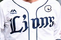 「爽やか～～～」ベルーナD降臨の“人気タレント”　西武ユニ姿を披露「似合ってる！」「すごくかっこいい！」