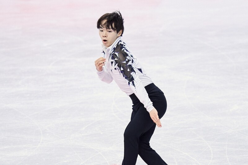 五輪銀メダル鍵山優真、SP93.80点 トリプルアクセルで痛恨ミス!まさかの“0点”に…マリニンは今季世界最高111.29点【フィギュア世界選手権】