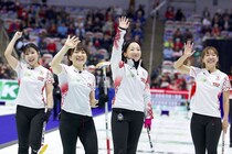 「最大の敬意と賛辞を」カーリング吉田知那美、日本の名スキップが投じた“観衆総立ちショット”にあらためて脚光！「グレートな思い出となりました」