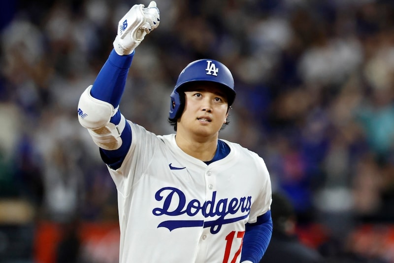 大谷翔平が呼びかけた３連覇　64万円の高級品プレゼントにドジャース同僚感激「一生忘れない」「世界最高の選手から贈られたんだ！」