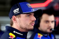 「F1やめない？」日本GP４連覇のフェルスタッペンが11年ぶりQ3進めず…後輩２人に下剋上許す衝撃決着「レッドブルとしても屈辱だろ」