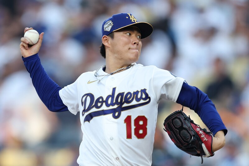 山本由伸のボブルヘッドデーが異例の大盛況！ 試合前から球場に長蛇の列「歴代のド軍ボブルヘッドの中でも、間違いなく屈指の注目度の高さ」と現地報道