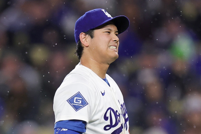 大谷翔平、ガ軍24歳に死球→直後の打席の前に“即謝罪”「豪速球が左足に…」衝撃シーンに米震撼