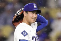 「自分が大谷翔平って忘れてた？」今季初登板で“二刀流ならではの光景”に驚きの声「MLBの一コマなの凄すぎｗ」審判による例外措置も？