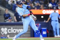 「欠けていたピースを見つけた」岡本和真、開幕４試合でOPS1.178の衝撃デビュー！ 米誌も「違いを生み出している」と高評価