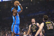 【NBA】レイカーズ、王者サンダーに43点差惨敗…ドンチッチが負傷退場のアクシデント、八村塁は４得点＜DUNKSHOOT＞