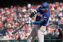 「“ショーボム”の音が戻ってきた」大谷翔平の豪快同点３ランにLA脱帽…“不振説”を一蹴