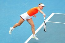 【テニスルール虎の巻】相手サーバーの「フットフォールト」が気になり、こちらから違反を指摘したい＜SMASH＞