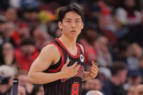 【NBA】河村勇輝が出場早々に３ポイントをヒット！前半を終え３得点に２アシスト、ブルズは７点ビハインドで後半戦へ＜DUNKSHOOT＞