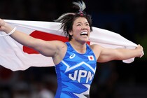 日本女子レスリング、24歳の五輪女王が大学院進学　“三足の草鞋”に騒然「無敵♡文武両道」「そのバイタリティ尊敬します」