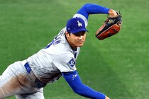 大谷翔平が不幸のあったチームメイトへ示した“敬意”　帽子に「MR」の文字