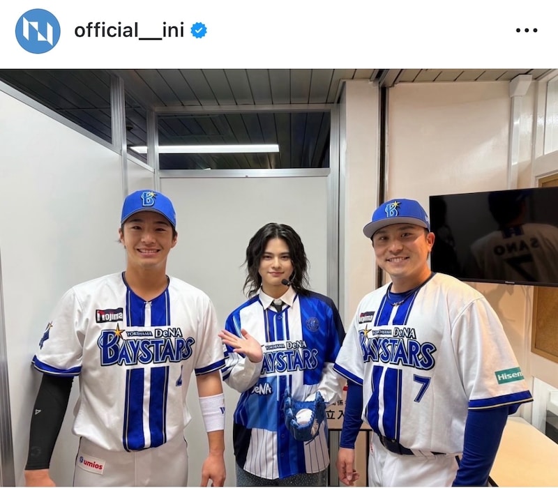 「かっこよすぎる」ハマスタで始球式務めたパッと目を引く“イケメン”に大反響「顔ちっちゃくて頭身エグい」「勝利の王子様」