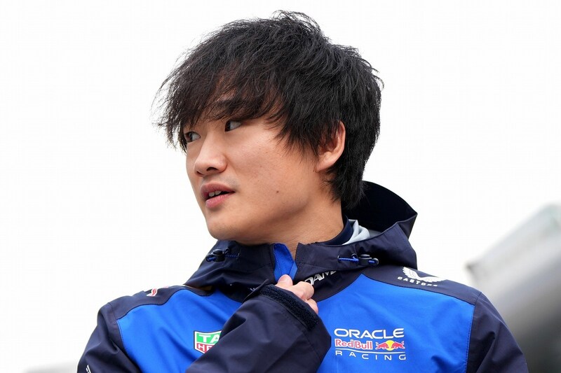 F1角田裕毅が突如投稿した“６文字”と日本での写真　ファン考察＆イジリ「日本語の時の方が通訳ほしいのよ」「ついに文字でも...」