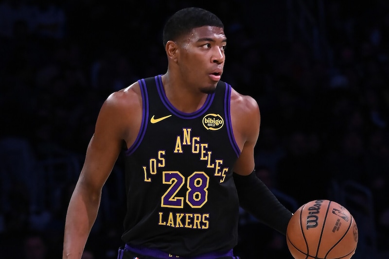 【NBA】八村塁が前半から躍動！鮮やかなダブルクラッチ・リバースレイアップを決め10得点、レイカーズは9点リードで後半へ＜DUNKSHOOT＞