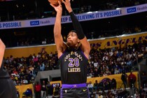 【NBA】八村塁が鮮やかダブルクラッチや2本の3ポイントを沈め13得点！レイカーズはサンズに快勝し2連勝、ウエスト4位以上が確定＜DUNKSHOOT＞