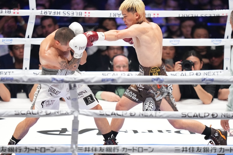 那須川天心、TKO勝ちの背後に映った“かわいすぎるラウンドガール”に視線集中「ノックアウトしました♡」