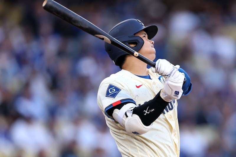 大谷翔平の“お返し弾”に敵メディアも皮肉「夢のようなスタートは、なんと10分も続いた」先頭打者弾に歓喜も、あっという間の逆転劇に悲嘆