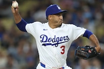 100億円超の守護神ディアズに異変？ 移籍後初のセーブ失敗に「球速を戻すには時間が必要」…指揮官も懸念する23年WBCの後遺症