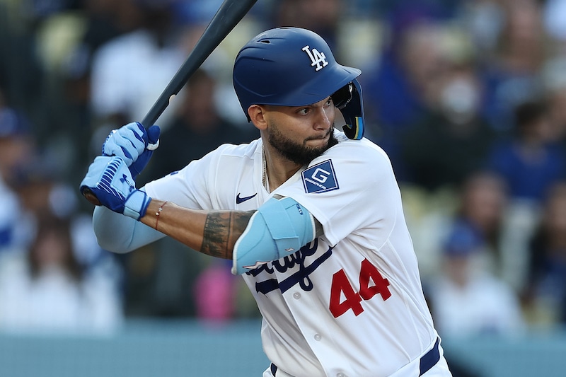 「なにがあったんだ！」ド軍パヘスの５号３ランに米記者仰天「まるで別人」「異常なほど打っている」　球団公式も驚愕「君は本当に規格外だ」