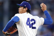 「ジャッキーに捧げるスイープ」“特別な日”にドジャースが大谷翔平で勝利「勝たないといけなかった」LAファンが歓喜「大谷は圧倒的だった」