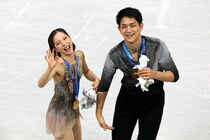 電撃引退りくりゅう、五輪神解説で人気爆上がりした“７か国語を操る才女”が労い12文字