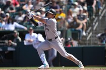 村上宗隆、衝撃の２戦連発！今季７号は豪快バックスクリーン弾、現地実況は大興奮「ムーラカーミ!!」
