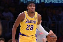 【NBAプレーオフ】八村塁が７得点に豪快ブロック！チームトップの出場時間と前半から奮闘、レイカーズは２点リードで後半戦へ＜DUNKSHOOT＞