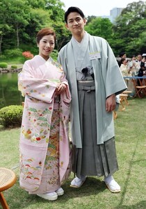 着物姿のりくりゅう、園遊会当日朝の特別写真にため息「眼福です」「ずーっと見ていたい」