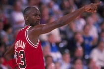 「あれはマイケル・ジョーダンの姿をした神だ」名言誕生から40年。２年目の若手が最強セルティックス相手に63得点の衝撃＜DUNKSHOOT＞