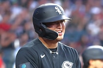 ９号ソロ直後...23歳ルーキーが村上宗隆に“日本流”で敬意を示す　称賛の声相次ぐ「HR打つたびにダグアウト全員でやるべきだ」「かわいすぎ」