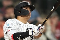 ２年契約・村上宗隆の去就、Wソックスの決断は――「ムラカミは長期計画に含まれていない」移籍専門メディアの見地「今夏のトレード市場に出せば」
