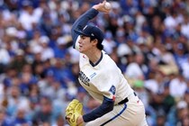 佐々木朗希は今季初勝利の投球で「すごく考えていた。活路を見出した」ミスターパーフェクトが評価したのは…