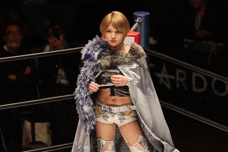 「安納サオリだから安心して飛べた」フワちゃんの大技を受け切った姿にファン涙…敗戦後の本音に反響「やっばい泣いちゃう」【スターダム】