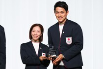 りくりゅう会見前日、日本の大手企業から届いた“逸品”にテンション爆上がり「２人で恋愛ゲームを…」