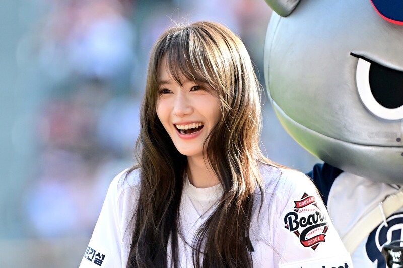 「35歳なんて信じられない！」K-POP界“伝説アイドル”のノーバン始球式に反響止まず「ずっとカワイイ」「デビュー当時から変わらない」
